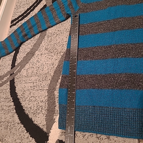 Vintage Aéropostale Womens Knit Sweater Gray/Teal XL L/S Scoop Neck - Picture 8 of 14